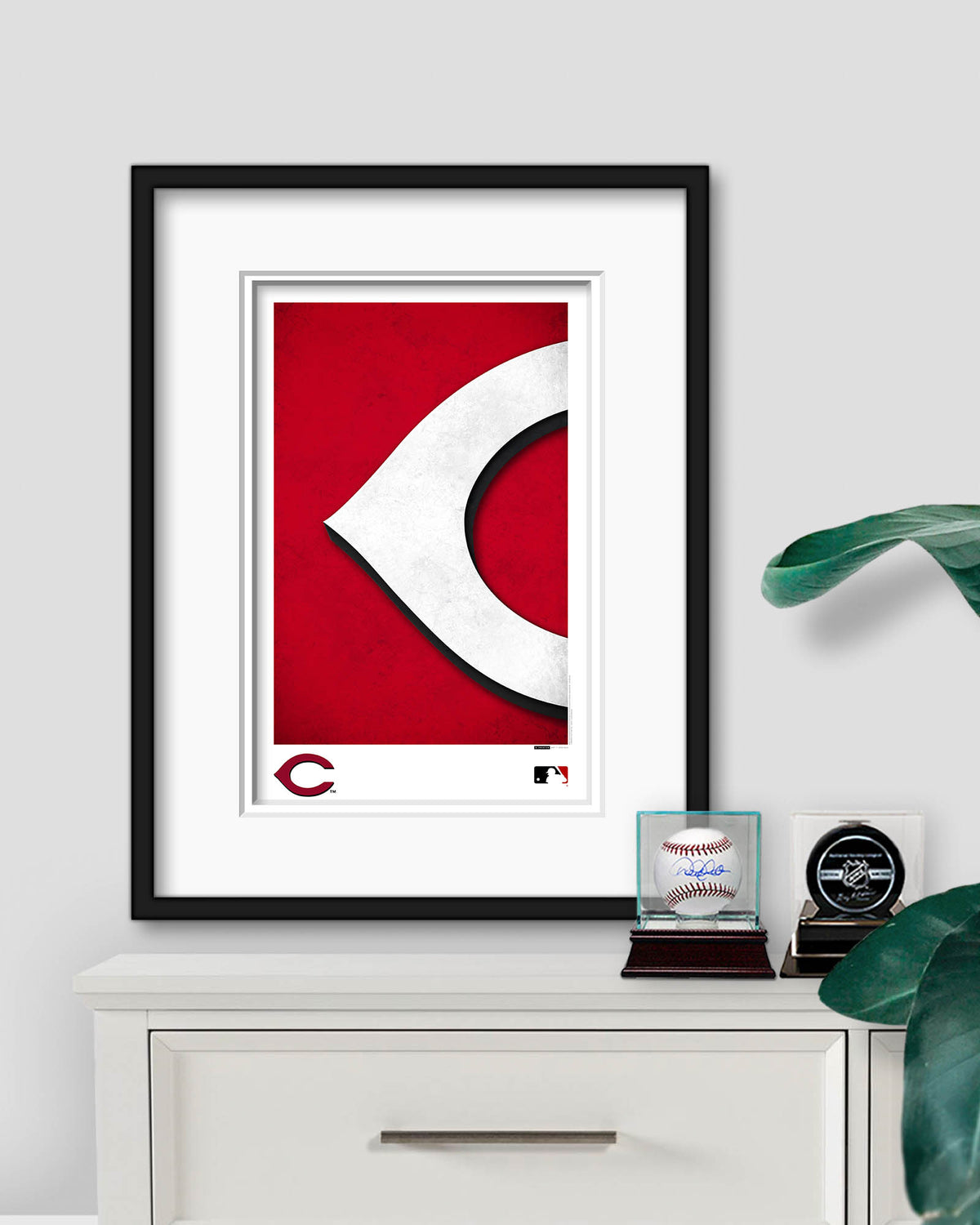 Minimalist Logo - Cincinnati Reds